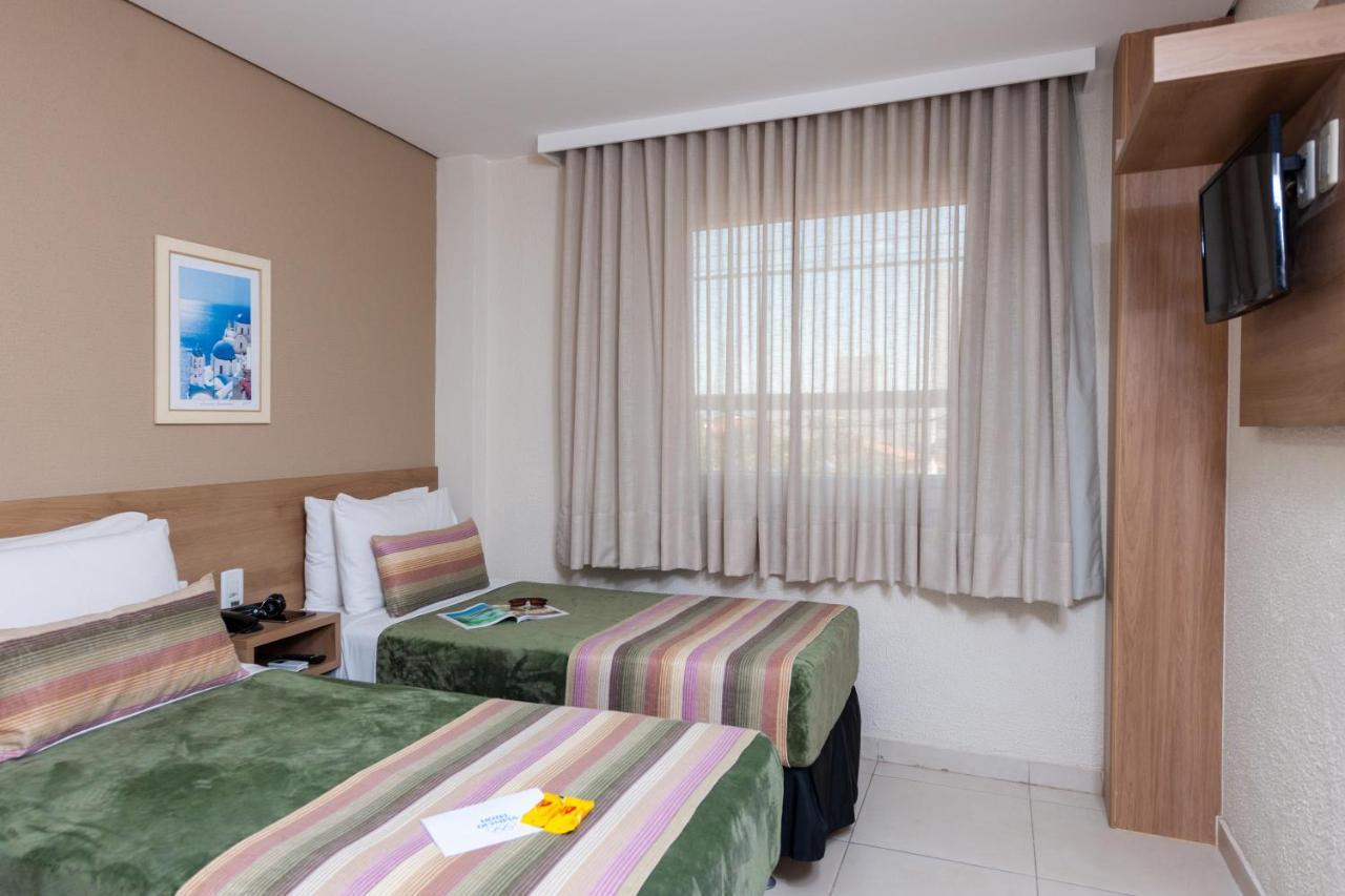 Hotel Olympia ヴィラ・ヴェーリャ エクステリア 写真